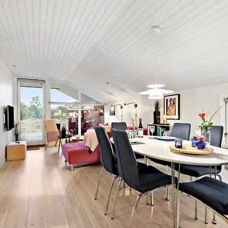 Gorgeous In With Wifi *